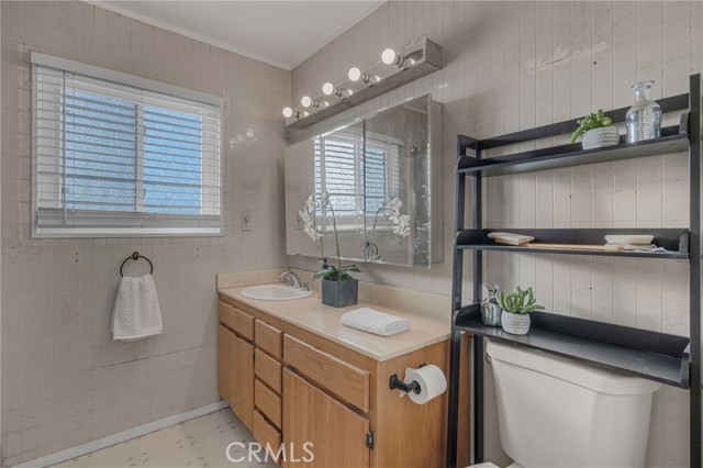 Detail Gallery Image 6 of 36 For 7800 La Corona, Buena Park,  CA 90620 - 3 Beds | 2 Baths