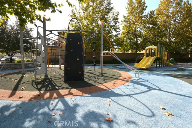 Detail Gallery Image 31 of 34 For 15581 Curry, Fontana,  CA 92336 - 4 Beds | 3/1 Baths