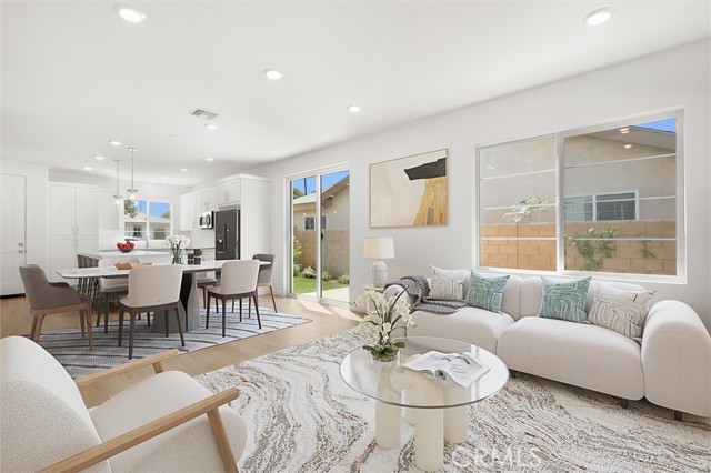 413 E 220th Street, Carson CA: https://media.crmls.org/medias/cc44ad74-1bb0-419d-901e-a88ffc24584b.jpg