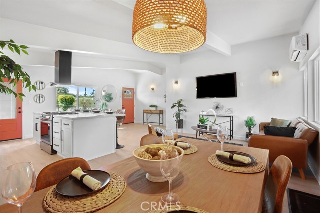 Detail Gallery Image 14 of 45 For 1864 S Hamilton Bld, Pomona,  CA 91766 - 3 Beds | 1 Baths