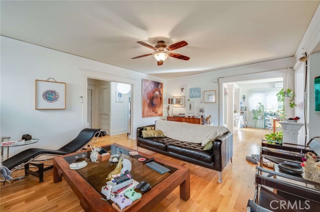 Detail Gallery Image 5 of 40 For 3215 Sherwood Ave, Alhambra,  CA 91801 - 5 Beds | 3 Baths