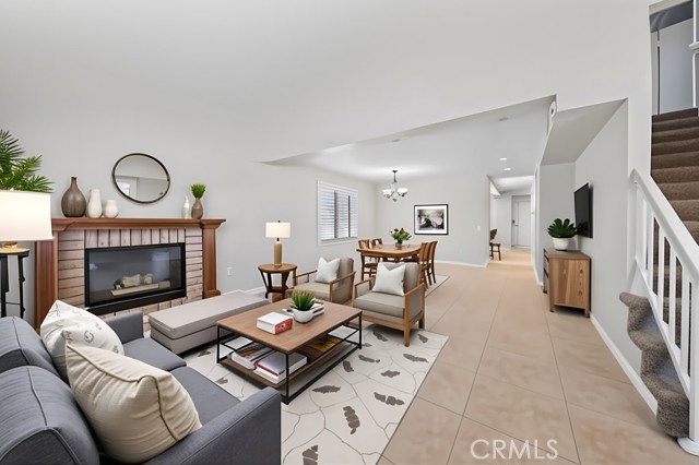 Detail Gallery Image 3 of 27 For 43007 Pearlwood Dr, Lancaster,  CA 93536 - 4 Beds | 4 Baths