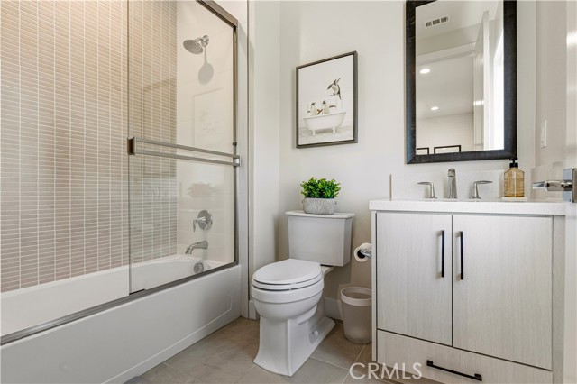 Image 17 of 31 For 440 Riverbend