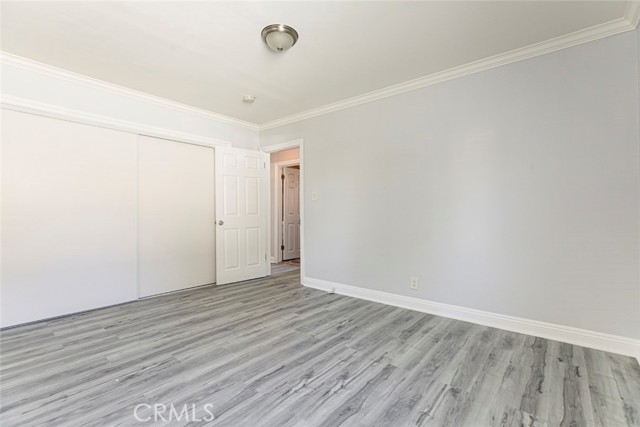 14537 Wyandotte photo 18