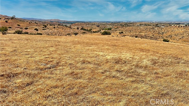 Detail Gallery Image 3 of 8 For 1 Small Rd., Palmdale,  CA 93550 - – Beds | – Baths