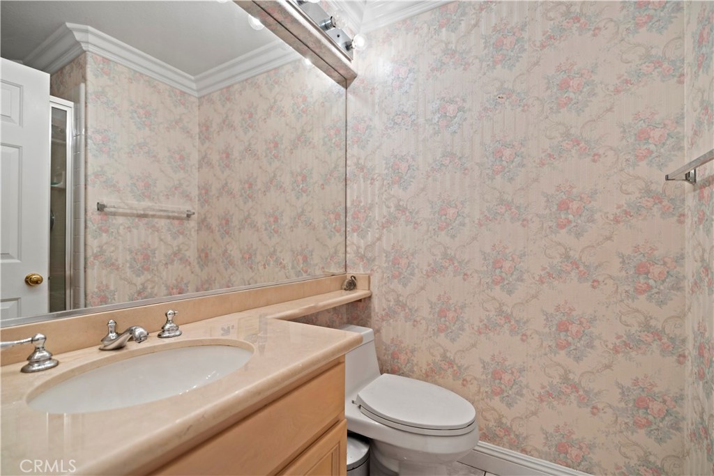 MLS #OC25245659 image #24