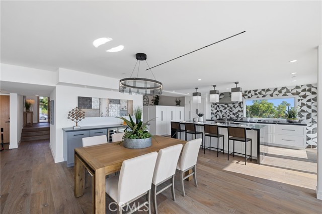 Detail Gallery Image 14 of 53 For 723 Balboa Ave, Laguna Beach,  CA 92651 - 4 Beds | 4/1 Baths