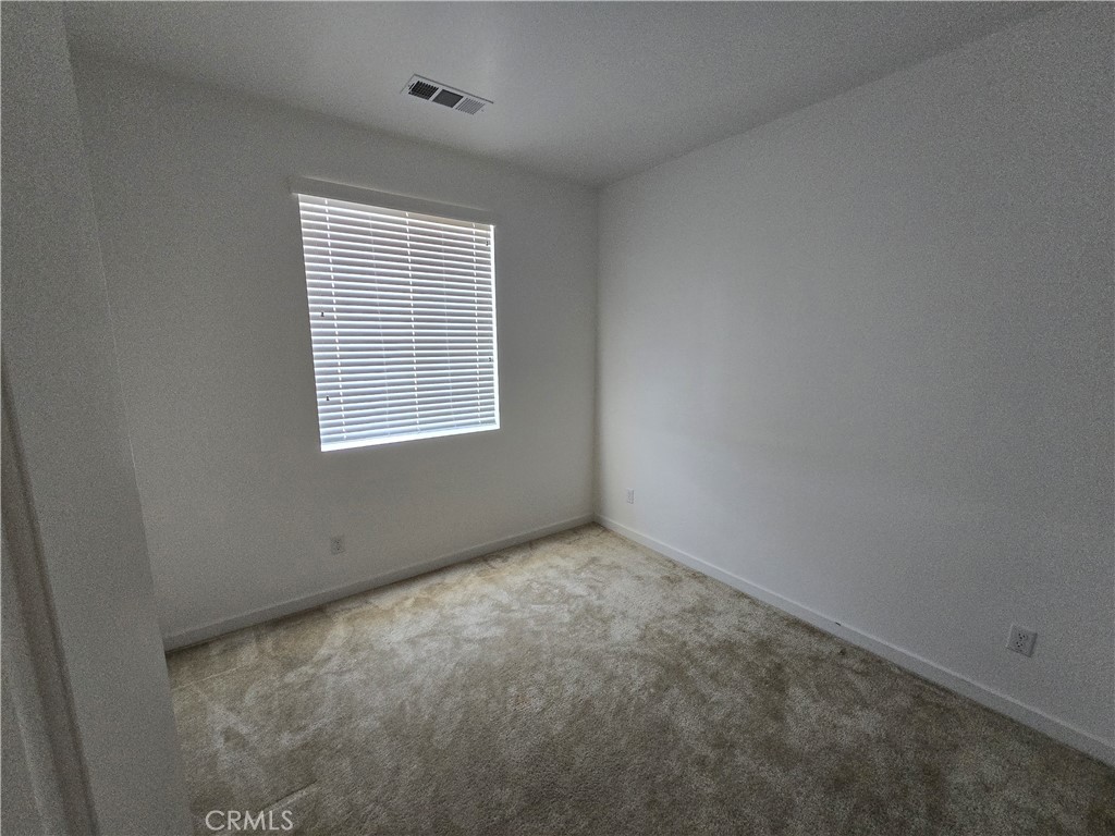 https://media.crmls.org/medias/cc49eb21-8b93-40bf-b5d0-b5e76bdcabd3.jpg?preset=X-Large