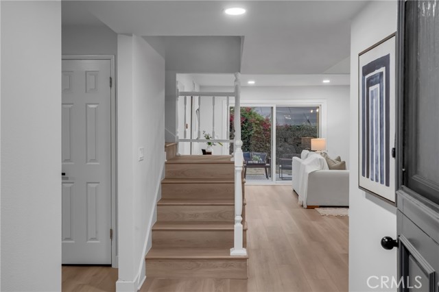 Detail Gallery Image 7 of 48 For 19261 Brae, Santa Ana,  CA 92705 - 4 Beds | 2 Baths