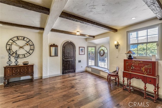 Detail Gallery Image 4 of 36 For 9 El Camino Real, Vallejo,  CA 94590 - 3 Beds | 3 Baths