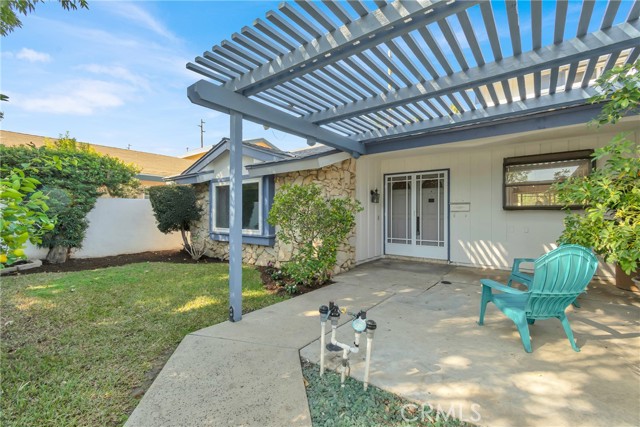 Detail Gallery Image 3 of 52 For 13381 Epping, Tustin,  CA 92780 - 5 Beds | 3 Baths