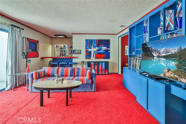 17313 Citronia Street, Northridge CA: https://media.crmls.org/medias/cc4cc85f-95ba-45dc-84eb-e51084656f1f.jpg