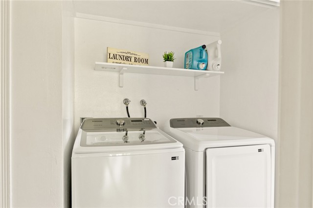 1296 Calgary Drive, Lake Arrowhead CA: https://media.crmls.org/medias/cc4cecb3-1646-475a-8c14-2a2242e2a7e3.jpg