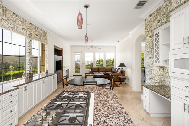 28101 Pacifica Del Mar, San Juan Capistrano CA: https://media.crmls.org/medias/cc4d6bdd-3751-4578-b423-e3f318677994.jpg