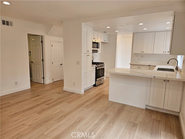 Cc4e1205 E294 45cd 8fcb Db15170eb8ea