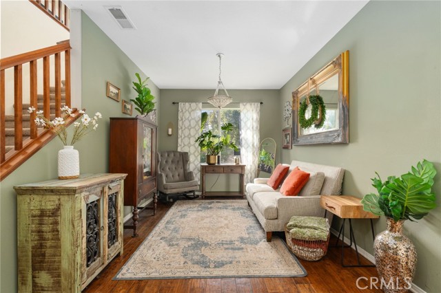 Detail Gallery Image 8 of 34 For 4682 Meadow Dr., Carlsbad,  CA 92010 - 5 Beds | 4 Baths