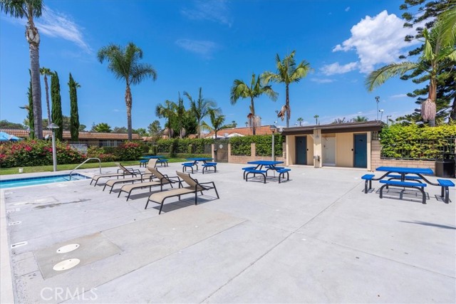 23401 Via San Miguel, Aliso Viejo CA: https://media.crmls.org/medias/cc4e5465-0e71-4b36-b14c-f96a8c8e359f.jpg