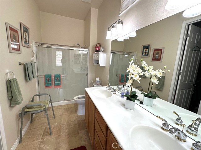19472 Crystal Springs Lane, Apple Valley CA: https://media.crmls.org/medias/cc4f208d-9254-4339-9c2b-69613102cfc3.jpg