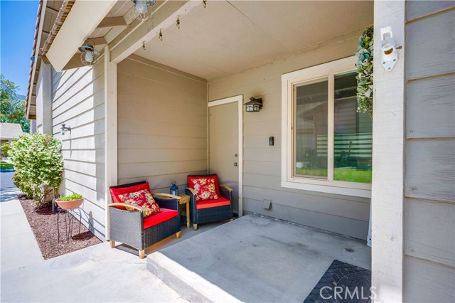Detail Gallery Image 3 of 39 For 3535 Sweetwater Circle, Corona,  CA 92882 - 3 Beds | 2 Baths