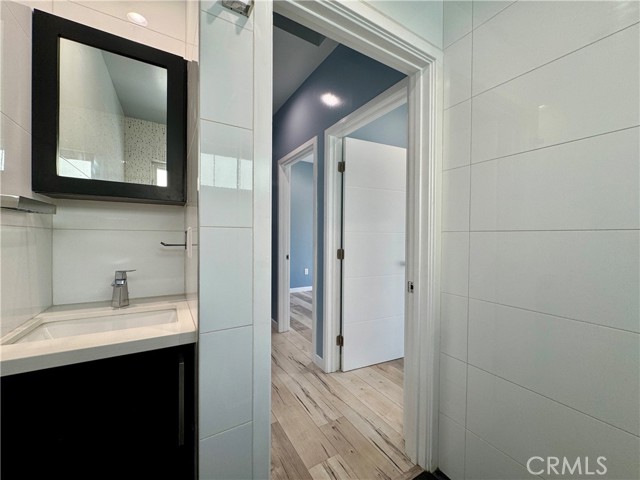 Detail Gallery Image 12 of 13 For 1804 1/2 N Serrano Ave, Los Angeles,  CA 90027 - 2 Beds | 1 Baths