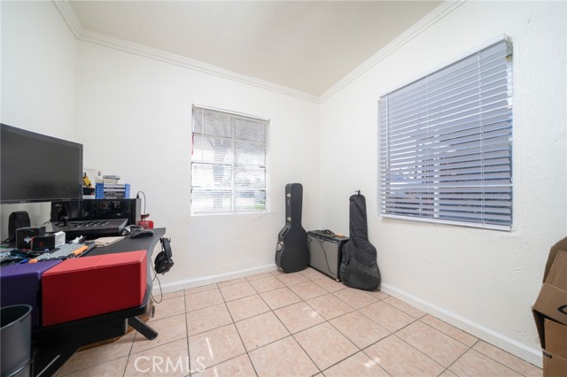 Detail Gallery Image 27 of 66 For 11986 White Ave, Adelanto,  CA 92301 - 4 Beds | 3 Baths