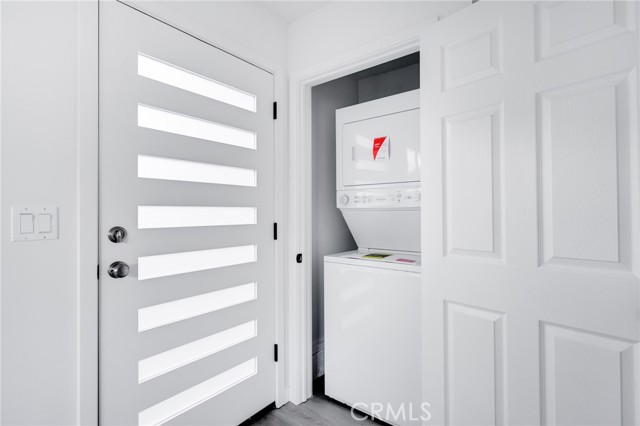 Detail Gallery Image 10 of 14 For 10331 Scoville Ave, Sunland,  CA 91040 - 0 Beds | 1 Baths