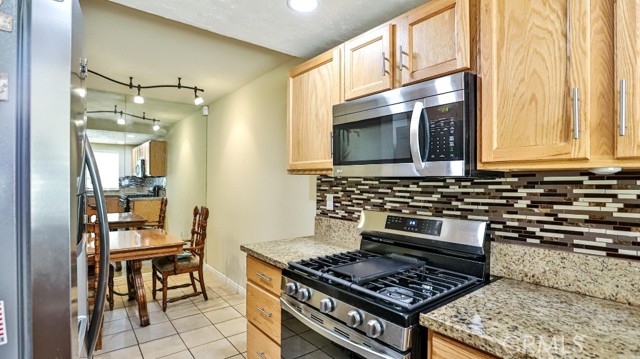 Detail Gallery Image 20 of 58 For 3538 Bottlebrush, West Covina,  CA 91792 - 2 Beds | 1/1 Baths