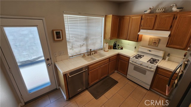 Detail Gallery Image 13 of 22 For 1257 N Harvest Walk Dr, La Puente,  CA 91744 - 3 Beds | 2 Baths
