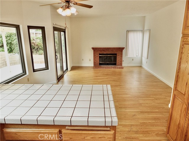 Detail Gallery Image 10 of 52 For 3019 Glenbrook St, Carlsbad,  CA 92010 - 4 Beds | 3 Baths