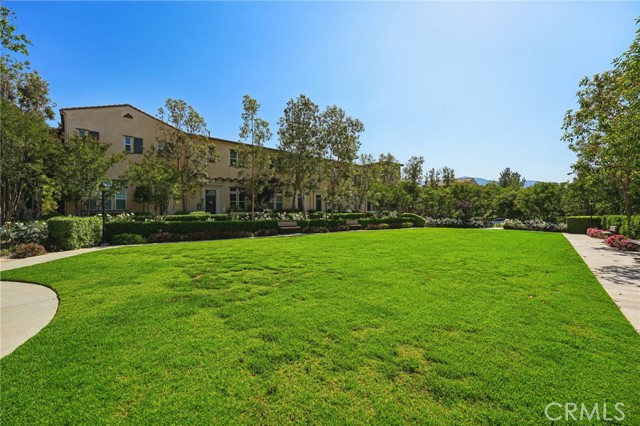 Detail Gallery Image 39 of 48 For 4437 Owens St #104,  Corona,  CA 92883 - 2 Beds | 2/1 Baths