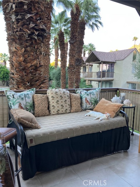 78130 Cortez Lane, Indian Wells CA: https://media.crmls.org/medias/cc531a3b-7ddf-4eef-83a2-5cde8c196623.jpg