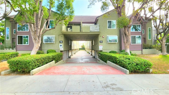 78 Harkness Ave #7, Pasadena, CA 91106