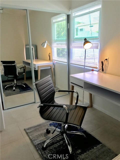 Detail Gallery Image 5 of 21 For 2302 Oak St, Santa Monica,  CA 90405 - – Beds | – Baths