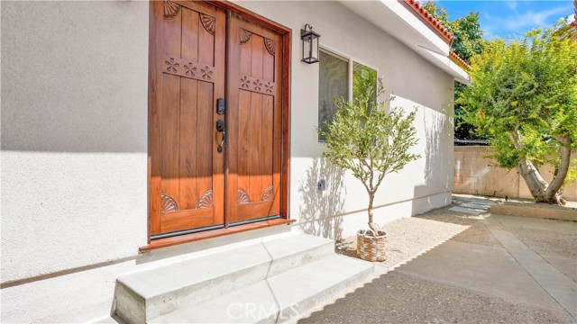 17698 Locust Street, Fountain Valley CA: https://media.crmls.org/medias/cc555af2-4424-45b6-8409-92816332f1ea.jpg