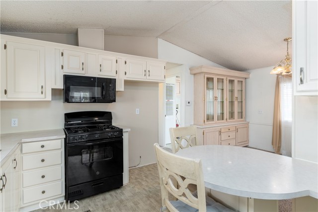 Detail Gallery Image 32 of 38 For 450 Judson #94 #94,  Redlands,  CA 92374 - 2 Beds | 2 Baths