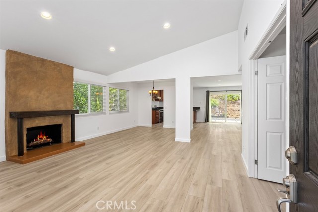 1837 E Lainie Street, West Covina CA: https://media.crmls.org/medias/cc55e465-a4e7-4cf0-ae14-577b588db9d5.jpg