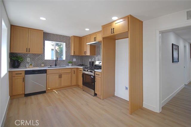 Detail Gallery Image 34 of 57 For 2208 W Olympic, Montebello,  CA 90640 - 3 Beds | 1/1 Baths