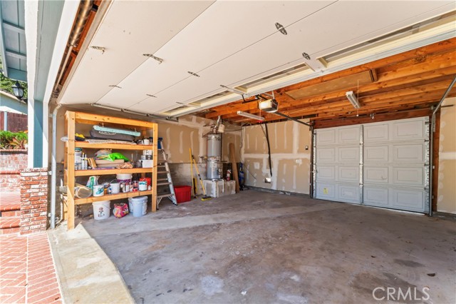 Detail Gallery Image 41 of 44 For 27932 Calypso Ln, Canyon Country,  CA 91351 - 4 Beds | 2 Baths