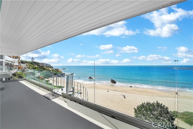 Detail Gallery Image 7 of 24 For 3329 Ocean Bld, Corona Del Mar,  CA 92625 - 2 Beds | 2/1 Baths