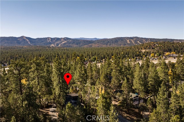 Detail Gallery Image 5 of 61 For 912 Bear Mountain Rd, Big Bear City,  CA 92314 - 3 Beds | 2 Baths