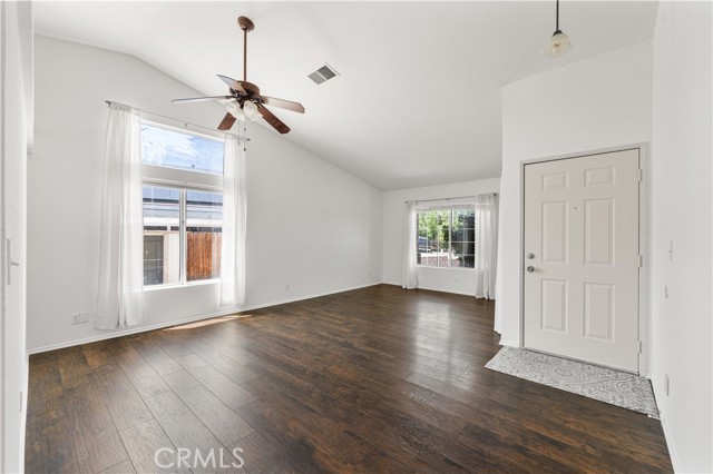 Detail Gallery Image 4 of 45 For 3742 Hickory Ct, Rosamond,  CA 93560 - 3 Beds | 2 Baths