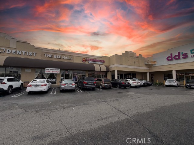 716 E Arrow Highway, Pomona CA: https://media.crmls.org/medias/cc58d0ea-0737-4003-95f5-aa5f08abfee3.jpg