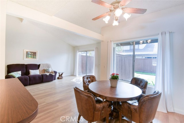 Detail Gallery Image 2 of 34 For 22346 Harbor Ridge Lane #4,  Torrance,  CA 90502 - 3 Beds | 1/1 Baths