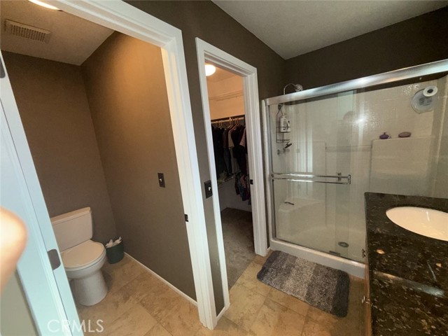 Detail Gallery Image 29 of 30 For 29231 Mammoth Ln, Canyon Country,  CA 91387 - 3 Beds | 3 Baths