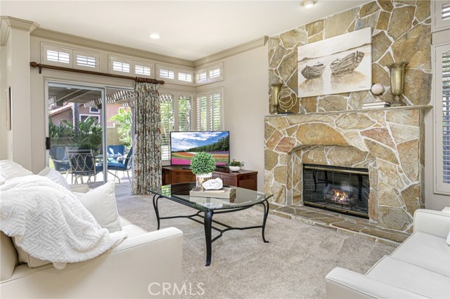 Detail Gallery Image 13 of 47 For 5555 Meadow Lake Ln, Yorba Linda,  CA 92887 - 3 Beds | 2/1 Baths