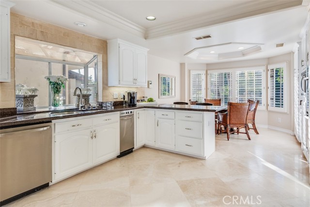 Detail Gallery Image 5 of 36 For 57 Paseo De Castana, Rancho Palos Verdes,  CA 90275 - 5 Beds | 4 Baths
