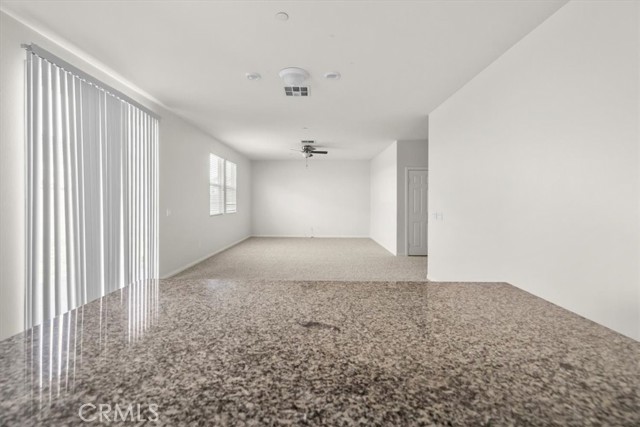 5585 Bella Way, Fontana CA: https://media.crmls.org/medias/cc5b83a5-c15c-4bc2-a28f-010c939e36c1.jpg