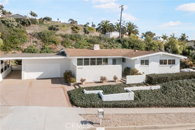 32322 Conqueror Drive, Rancho Palos Verdes, California 90275, 3 Bedrooms Bedrooms, ,2 BathroomsBathrooms,Single Family Residence,For Sale,Conqueror,SB25025856