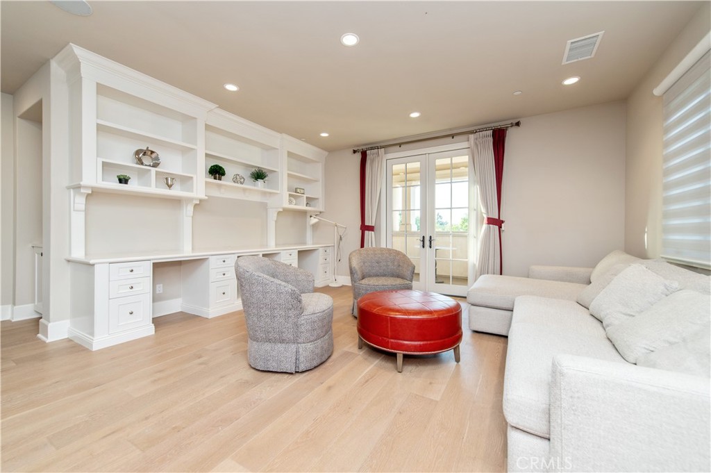 MLS #OC26154210 image #29