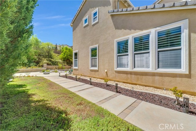 Detail Gallery Image 38 of 43 For 7721 Sanctuary Dr, Corona,  CA 92883 - 4 Beds | 4/1 Baths